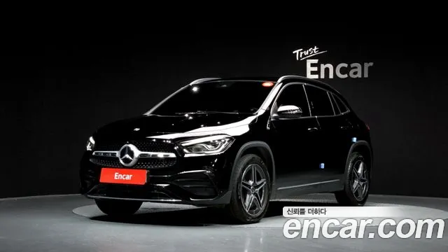 Mercedes-Benz GLA-класс