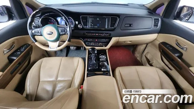 Kia Carnival — интерьер