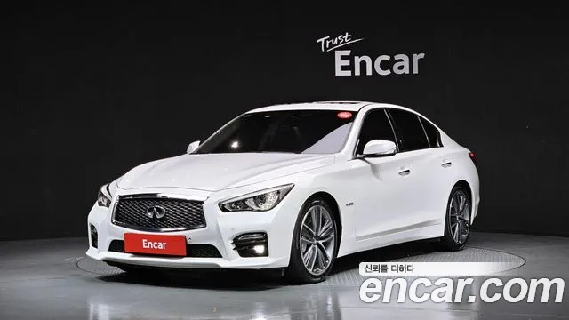Infiniti Q50