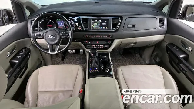 Kia Carnival — интерьер