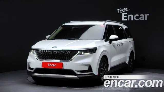 Kia Carnival — экстерьер