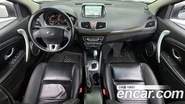 Renault Korea SM3 — интерьер