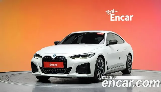 BMW i4