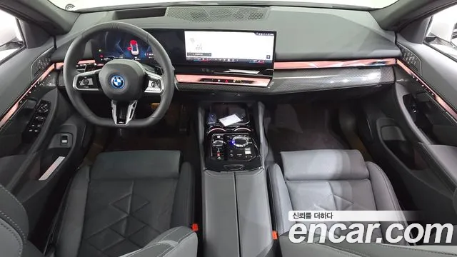 BMW 5 серия — интерьер