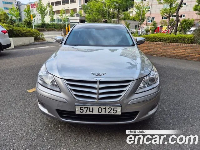 Hyundai Genesis