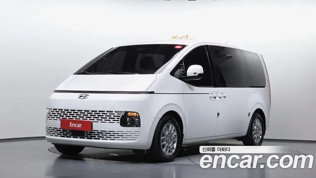 Hyundai Staria
