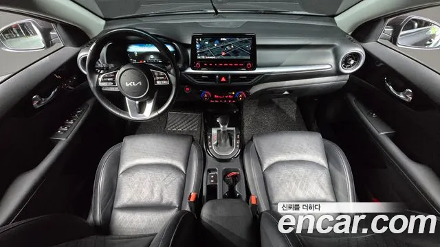 Kia K3 — интерьер
