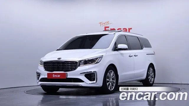Kia Carnival — экстерьер