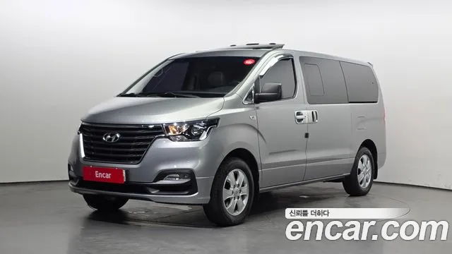 Hyundai Starex