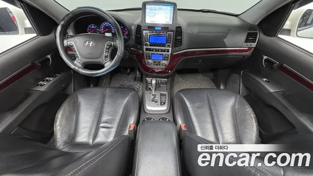 Hyundai Santa Fe — интерьер