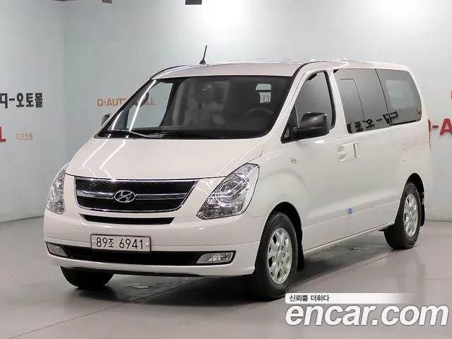 Hyundai Starex