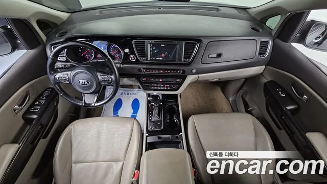 Kia Carnival — интерьер