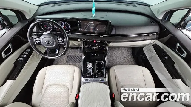 Kia Carnival — интерьер