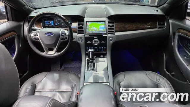 Ford Taurus — интерьер