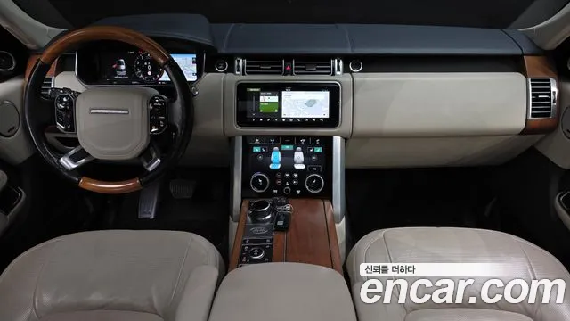 Land Rover Range Rover — интерьер