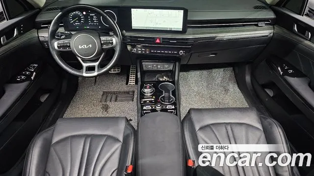 Kia K5 — интерьер