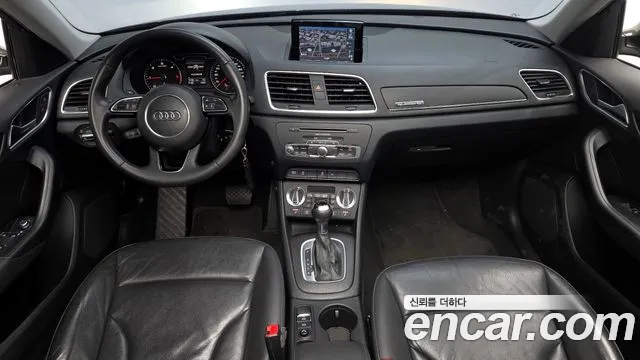 Audi Q3 — интерьер