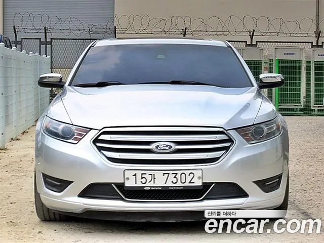 Ford Taurus