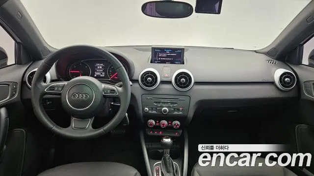 Audi A1 — интерьер