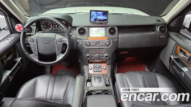 Land Rover Discovery — интерьер
