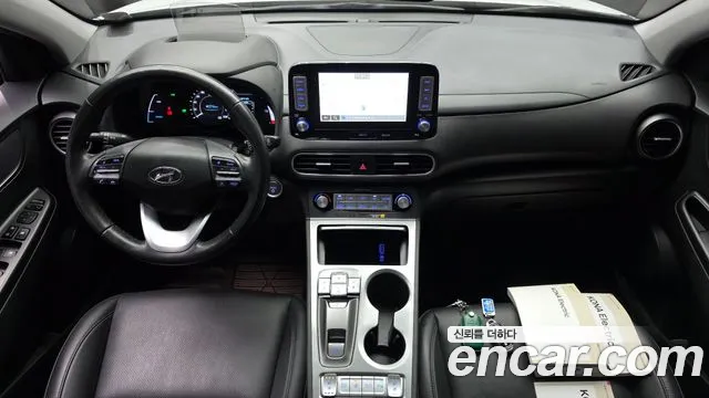 Hyundai Kona — интерьер