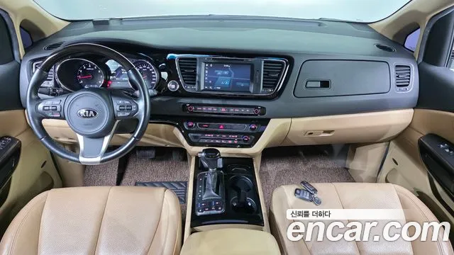 Kia Carnival — интерьер