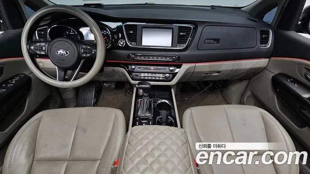 Kia Carnival — интерьер