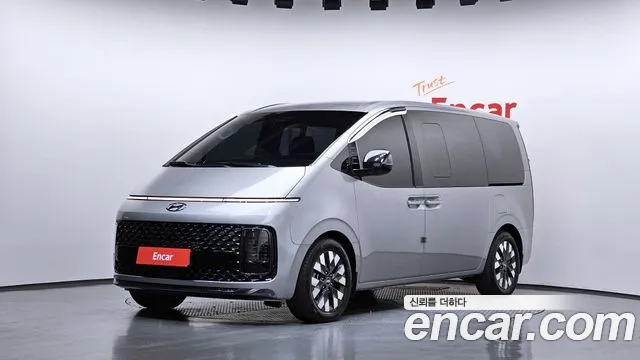 Hyundai Staria