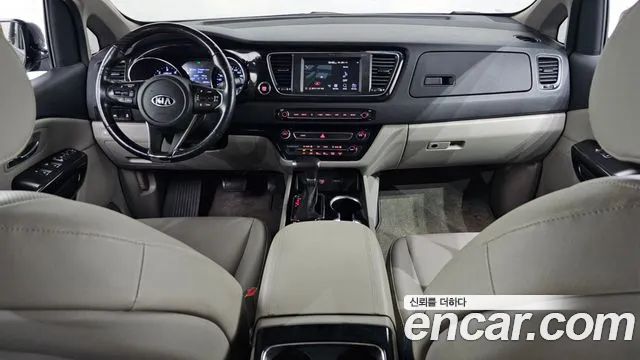 Kia Carnival — интерьер
