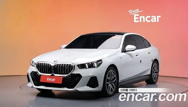 BMW i5
