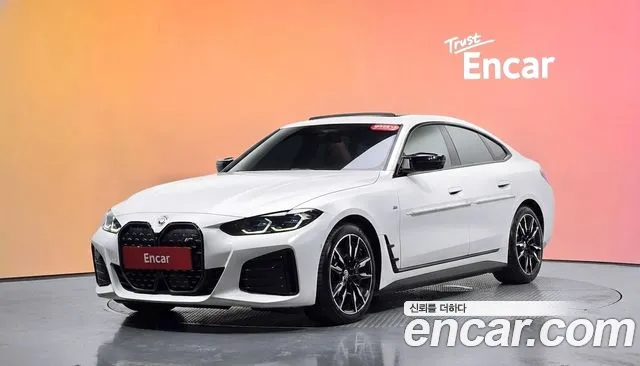 BMW i4