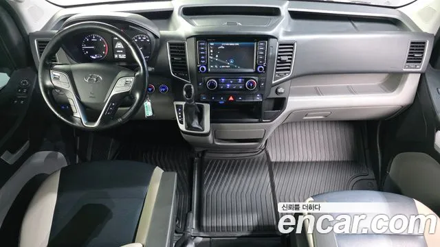 Hyundai Solati — интерьер