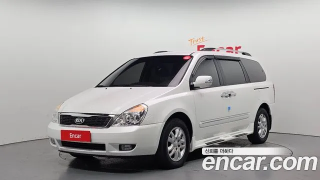 Kia Carnival — экстерьер