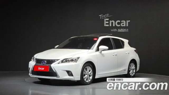 Lexus CT200h