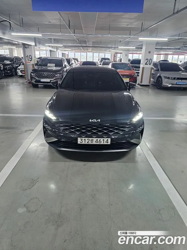 Kia K8