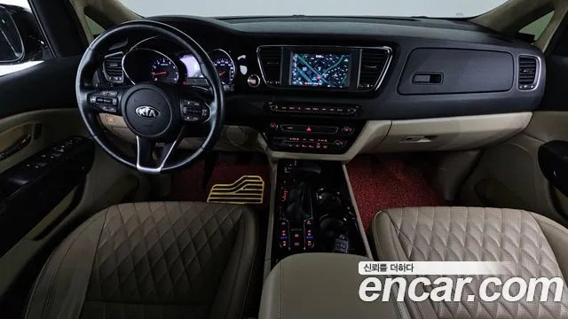 Kia Carnival — интерьер