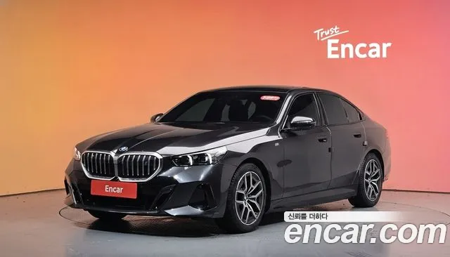 BMW i5