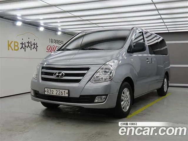 Hyundai Starex