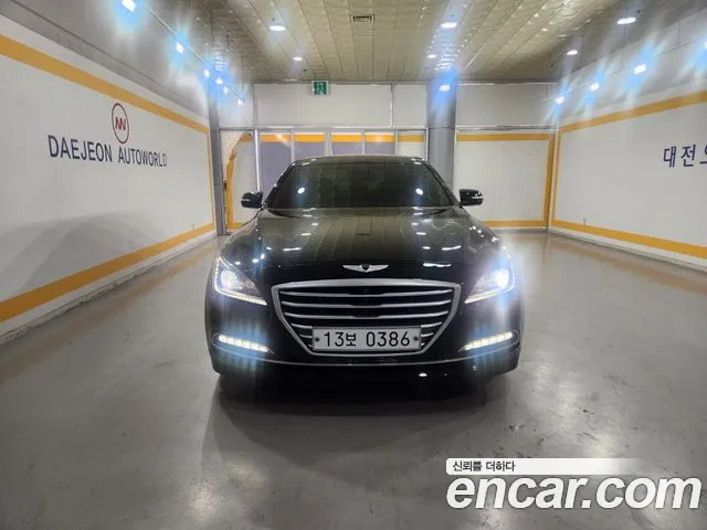 Hyundai Genesis