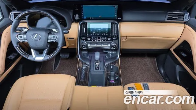Lexus LX — интерьер