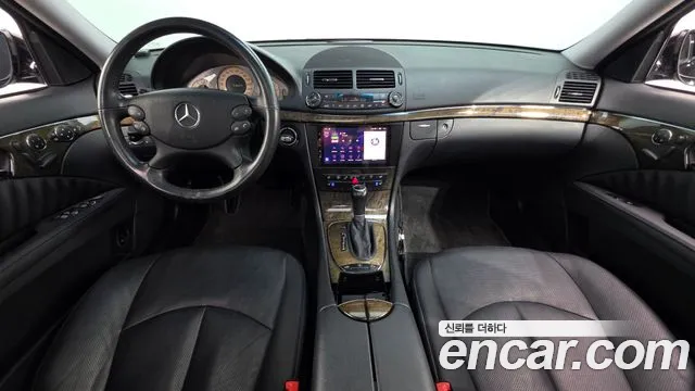 Mercedes-Benz E-класс — интерьер