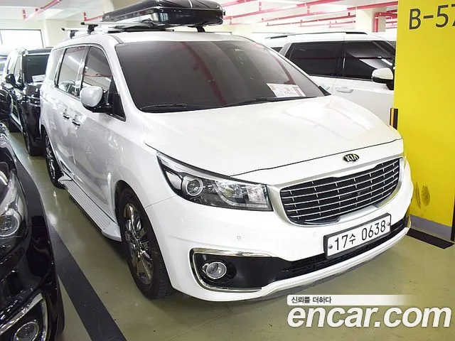 Kia Carnival — экстерьер