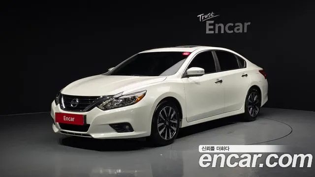 Nissan Altima