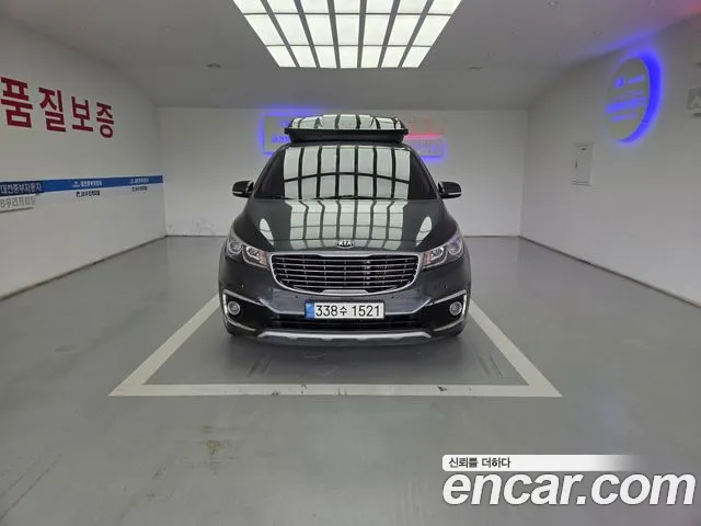 Kia Carnival — экстерьер