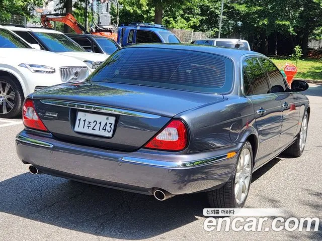 Jaguar XJ-8 — интерьер