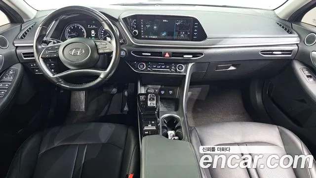 Hyundai Sonata — интерьер