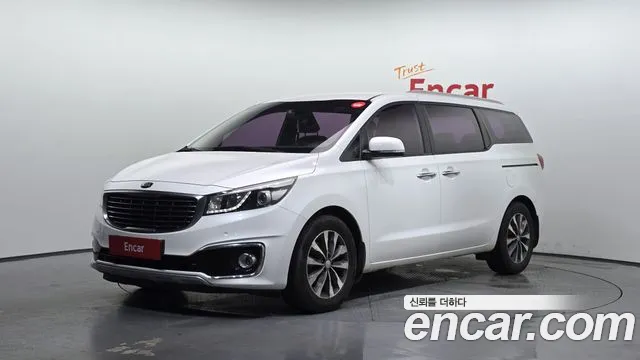 Kia Carnival — экстерьер