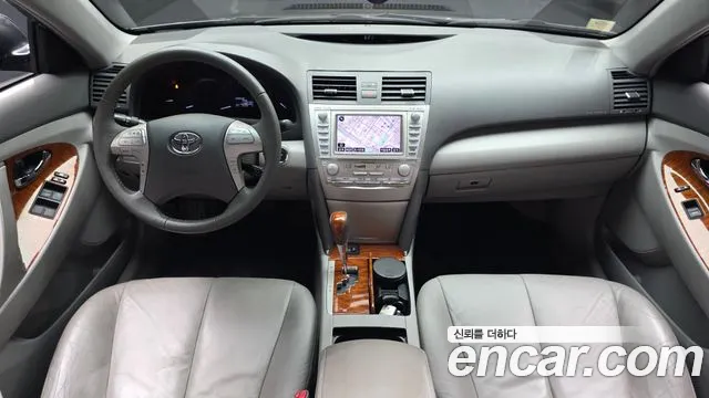 Toyota Camry — интерьер