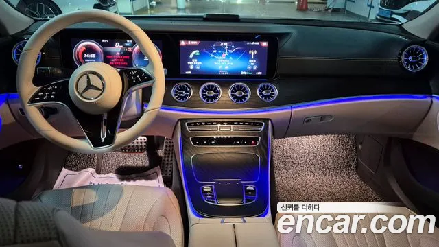 Mercedes-Benz CLS-класс — интерьер