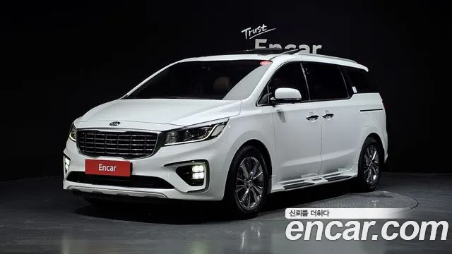 Kia Carnival — экстерьер